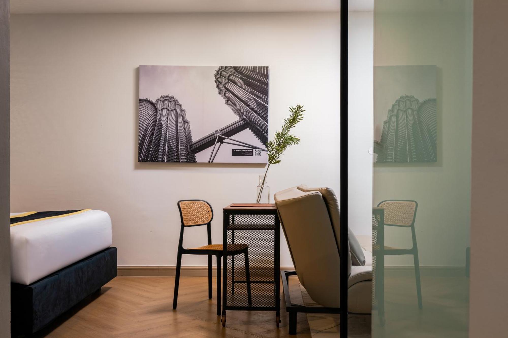 Bryqs Hotel Kuala Lumpur Ngoại thất bức ảnh